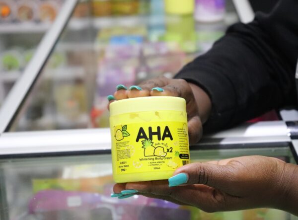 AHA whitening body cream