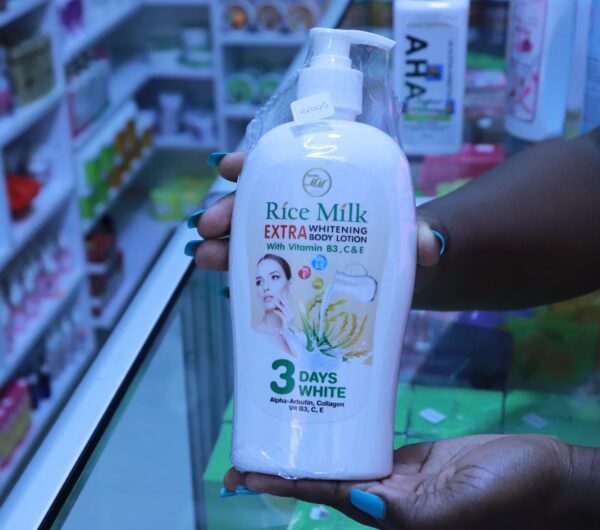 Rice milk extra whitening body lotion